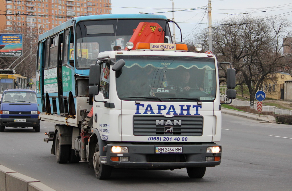 Одесская область, № ВН 2464 ВН — MAN TGL 12.180