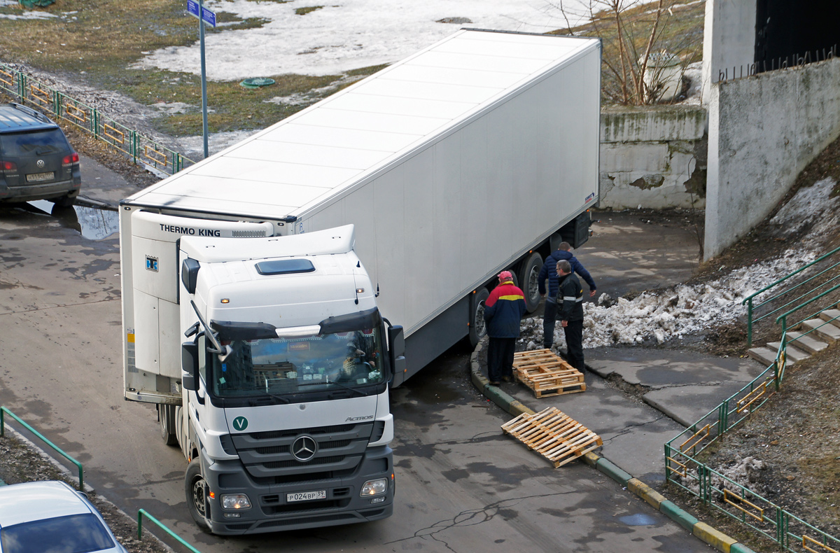 Калининградская область, № Р 024 ВР 39 — Mercedes-Benz Actros ('2009) 1844