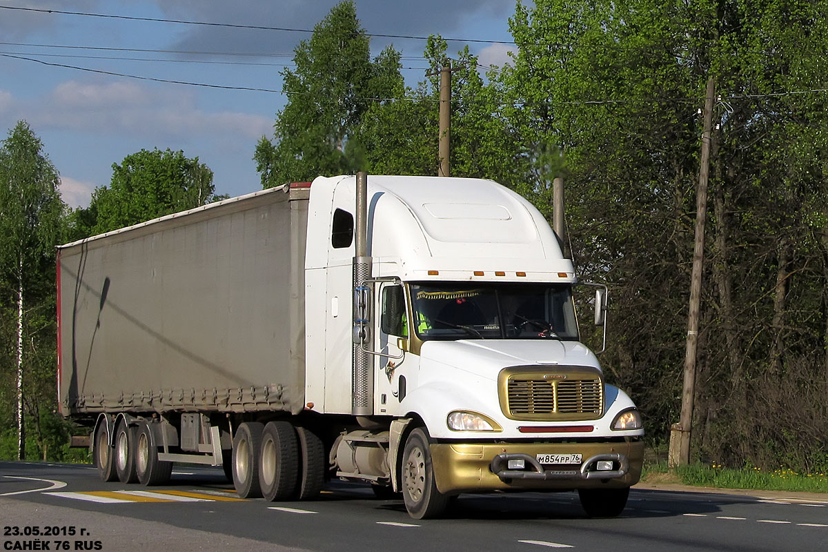 Ярославская область, № М 854 РР 76 — Freightliner Columbia