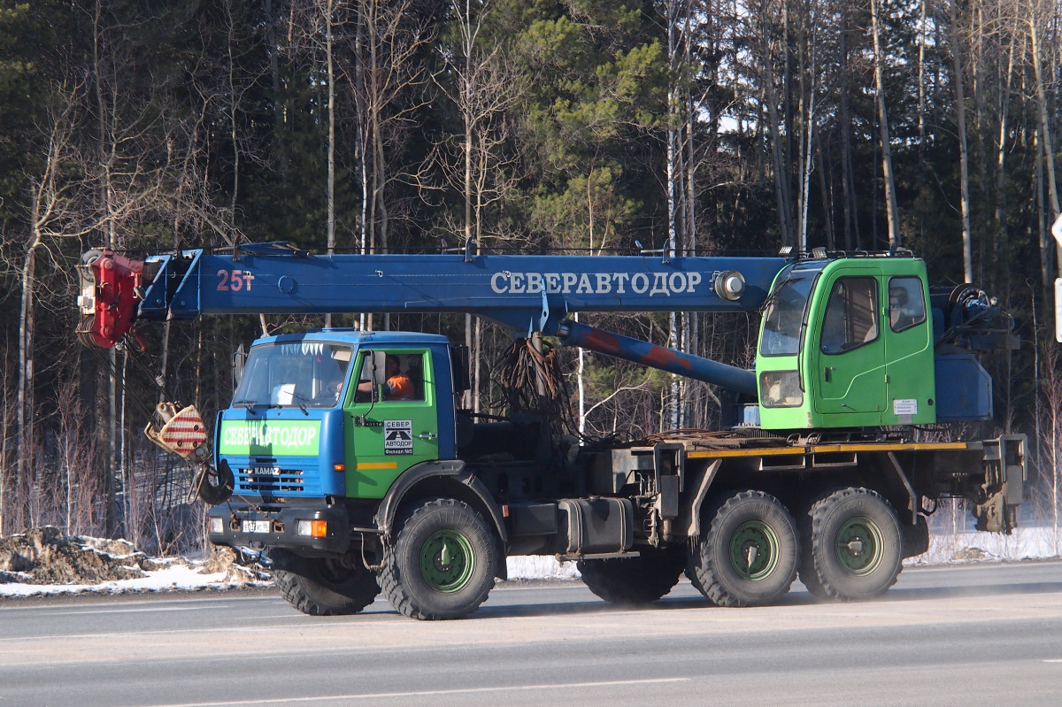 Ханты-Мансийский автоном.округ, № Е 138 ХС 86 — КамАЗ-43118-15 [43118R]