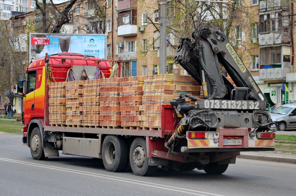 Одесская область, № ВН 4198 НА — Scania ('1996) R114L