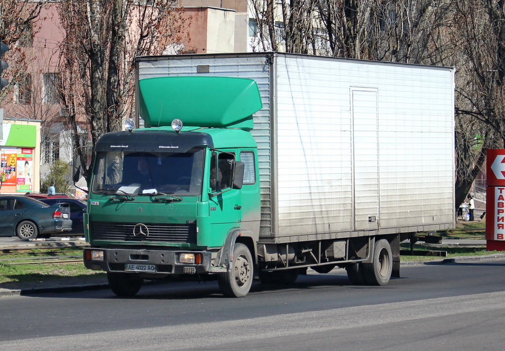 Днепропетровская область, № АЕ 4022 АО — Mercedes-Benz LK 1317