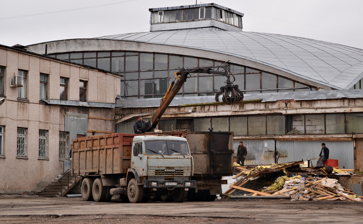 Калужская область, № Е 061 МА 40 — КамАЗ-53229-15 [53229R]