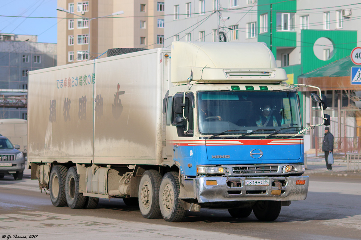 Саха (Якутия), № Е 319 МА 14 — Hino Profia