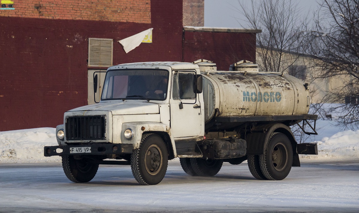 Восточно-Казахстанская область, № F 495 VP — ГАЗ-3307