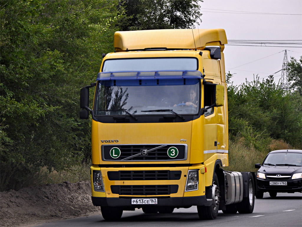 Самарская область, № Р 613 СЕ 163 — Volvo ('2002) FH12.400