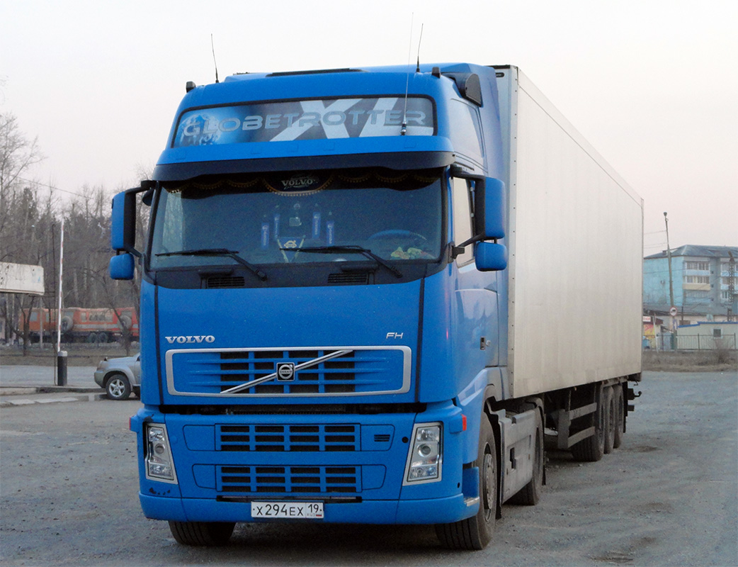 Хакасия, № Х 294 ЕХ 19 — Volvo ('2002) FH-Series