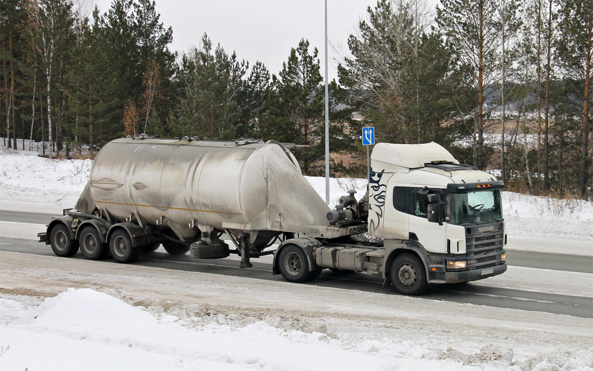 Красноярский край, № К 561 АО 124 — Scania ('1996) P340