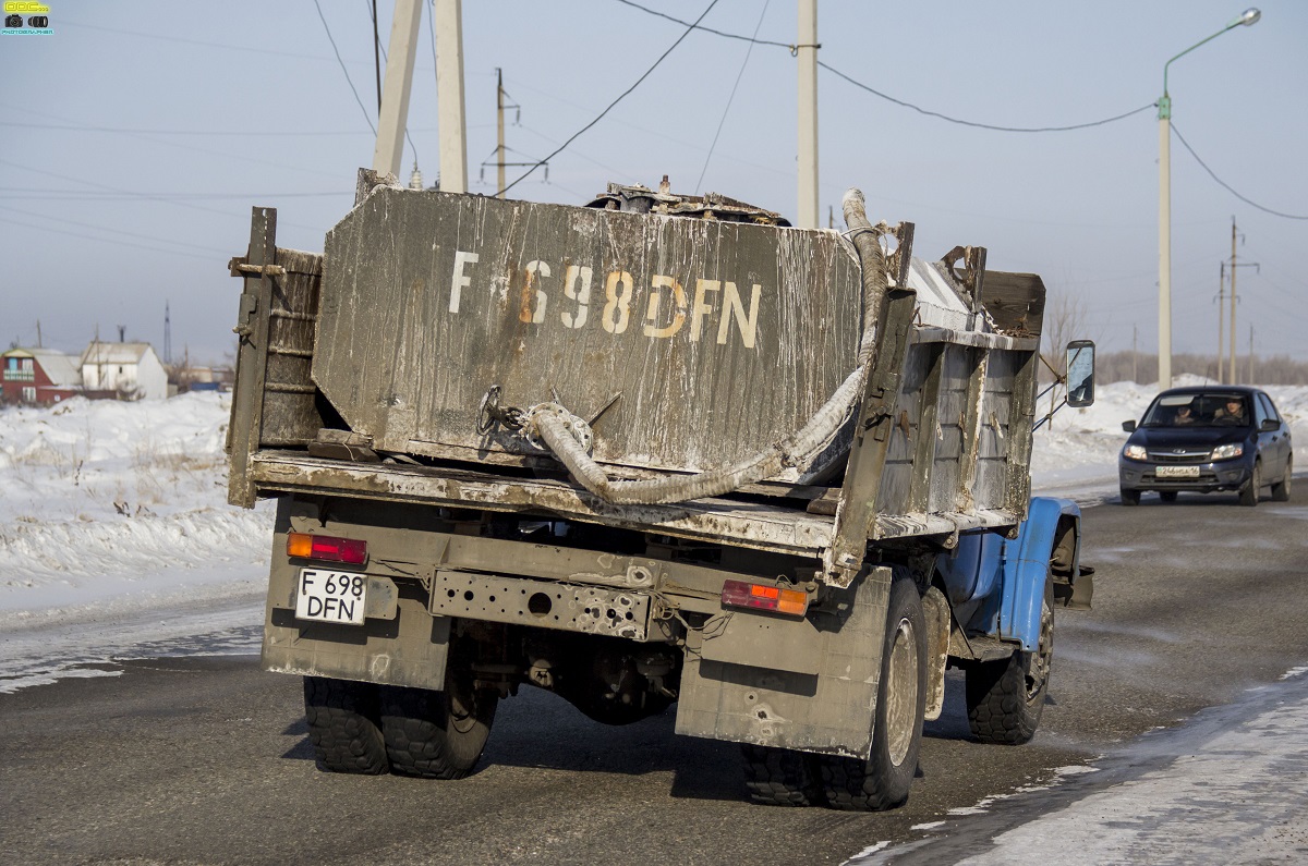 Восточно-Казахстанская область, № F 698 DFN — ЗИЛ-130 (общая модель)