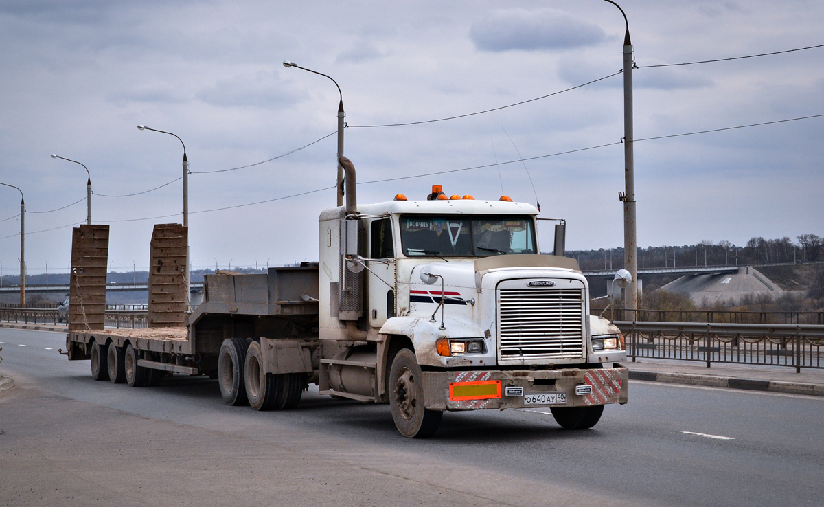 Калужская область, № О 640 АУ 40 — Freightliner FLD 120