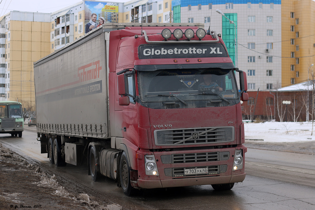 Кемеровская область, № У 703 УА 42 — Volvo ('2002) FH12.500