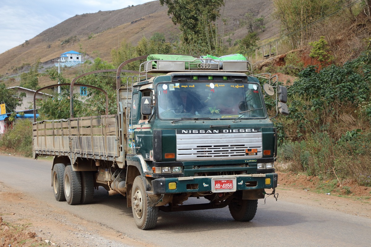 Мьянма, № 4B-4856 — Nissan Diesel Resona