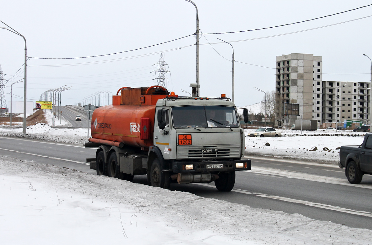 Красноярский край, № Р 923 ЕК 124 — КамАЗ-53229-15 [53229R]