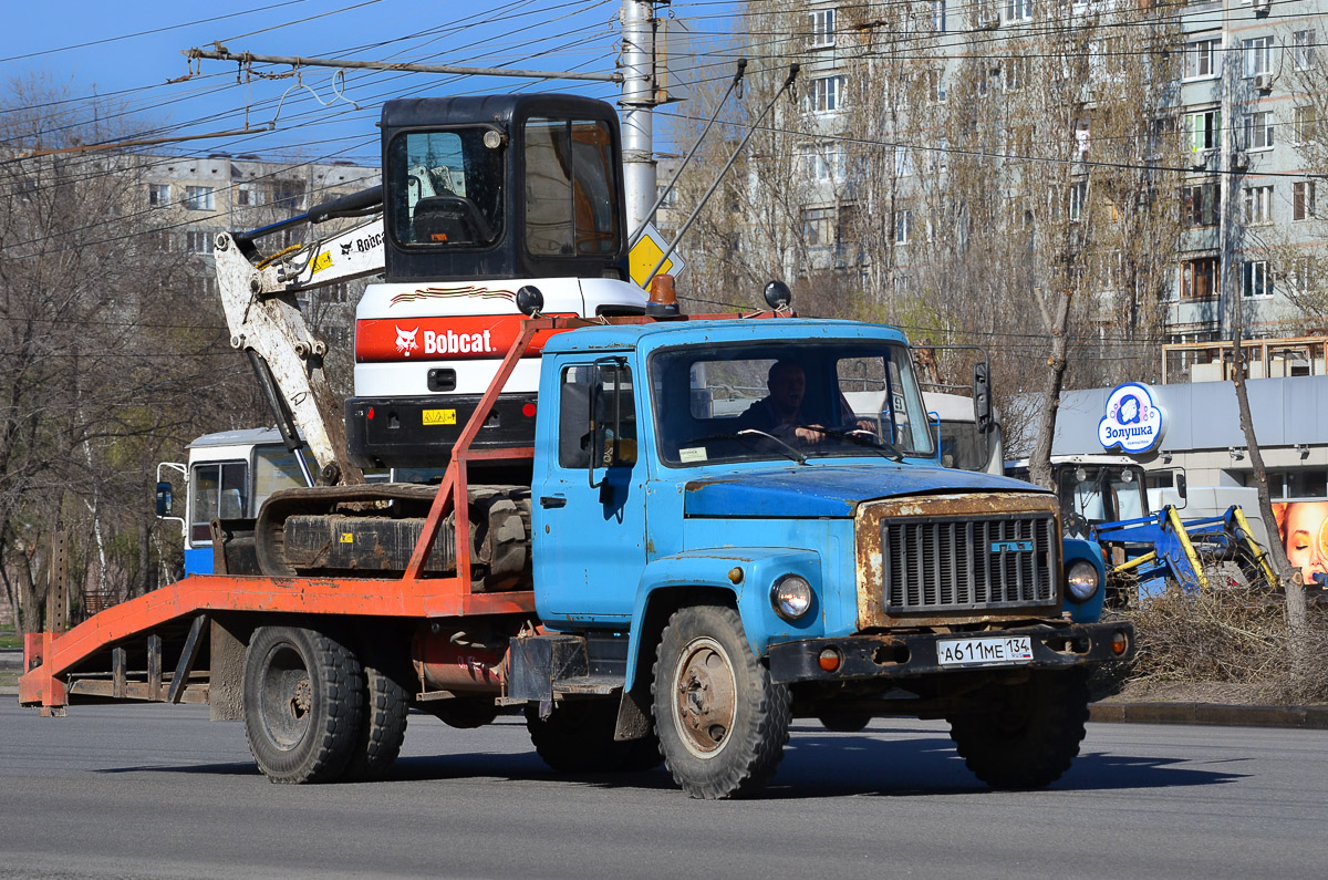 Волгоградская область, № А 611 МЕ 134 — ГАЗ-33073