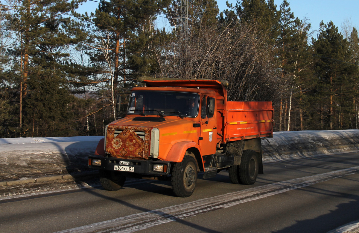 Красноярский край, № В 304 КК 124 — ЗИЛ-494560