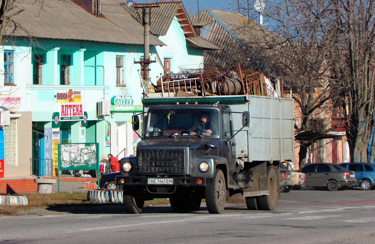 Днепропетровская область, № АЕ 7443 ЕМ — ГАЗ-4301