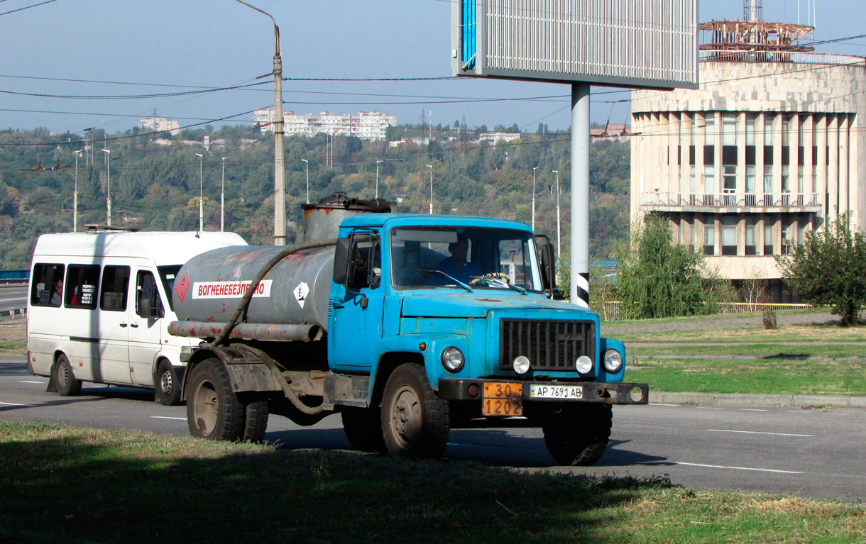 Запорожская область, № АР 7691 АВ — ГАЗ-3307