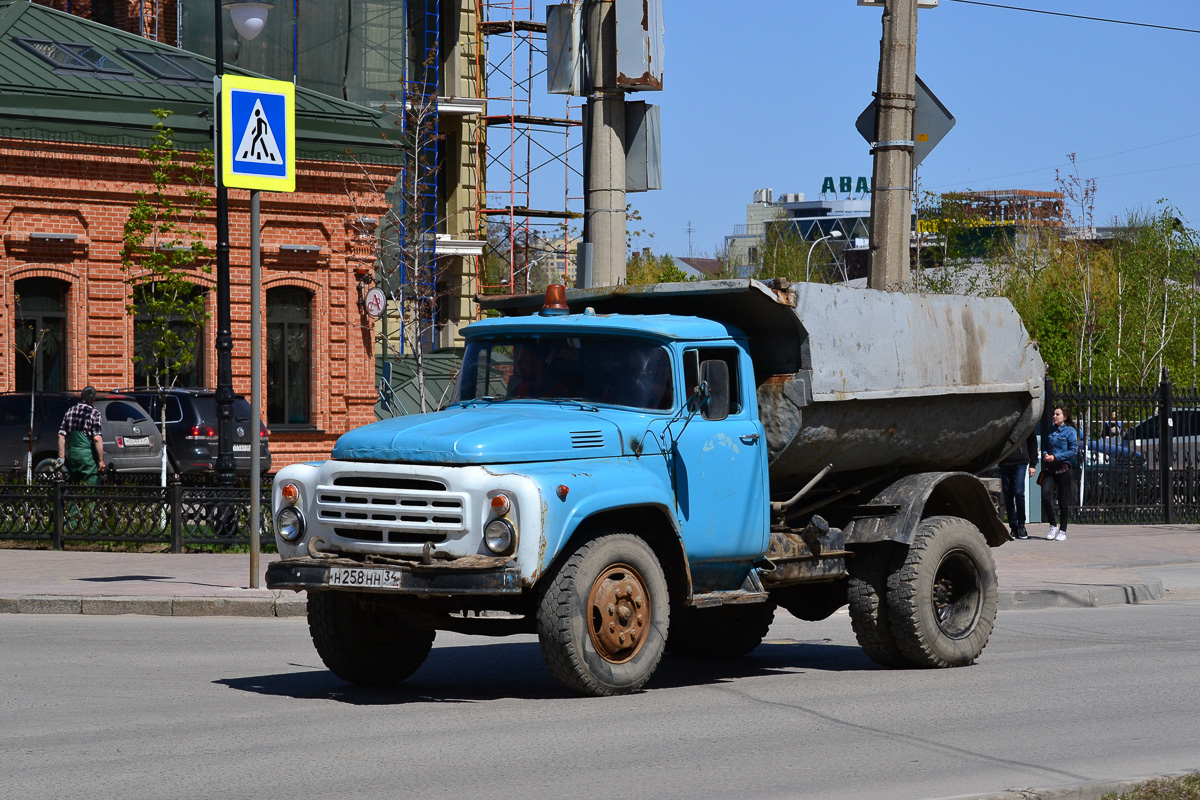 Волгоградская область, № Н 258 НН 34 — ЗИЛ-130Д1