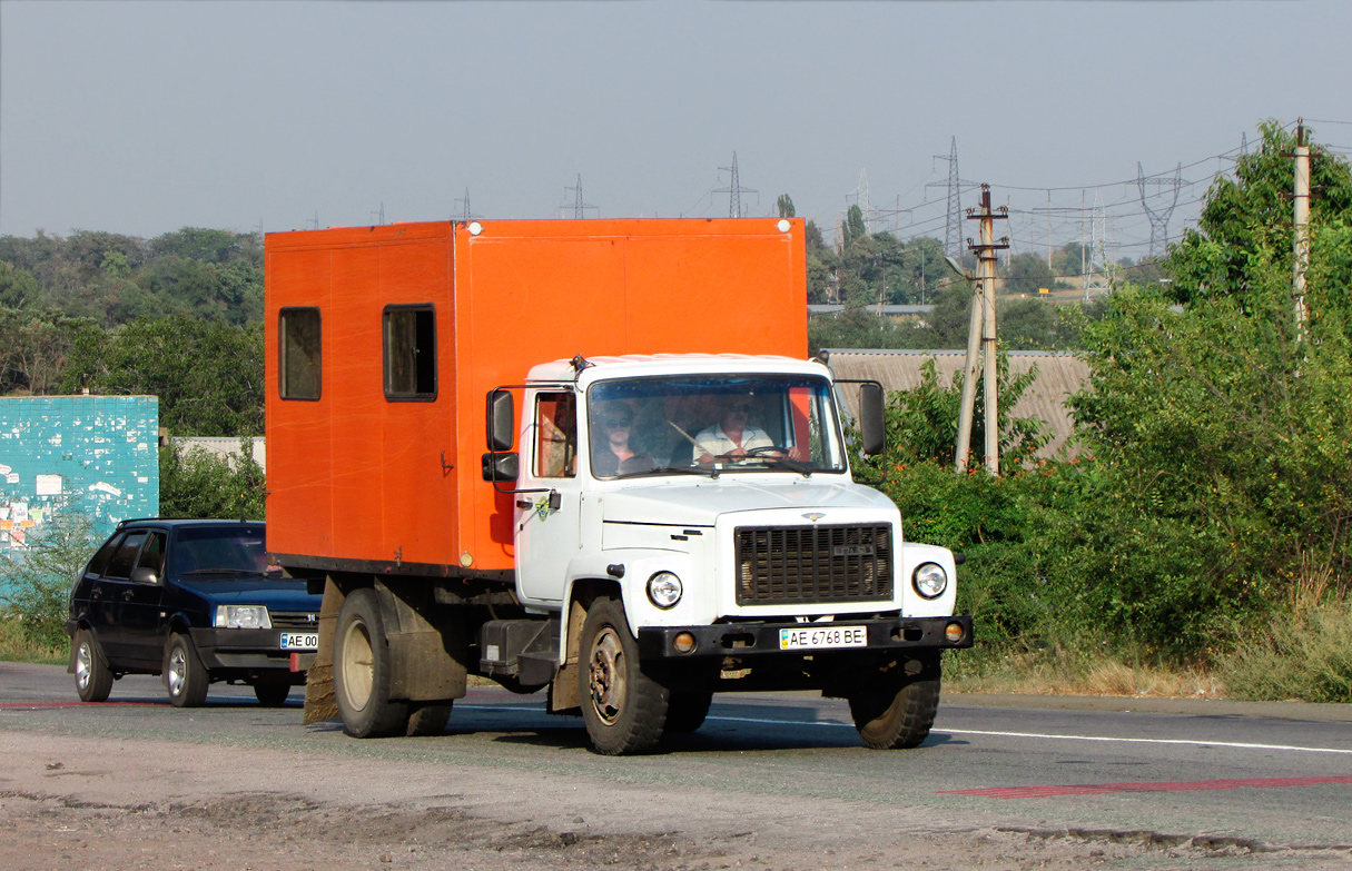 Днепропетровская область, № АЕ 6768 ВЕ — ГАЗ-3309