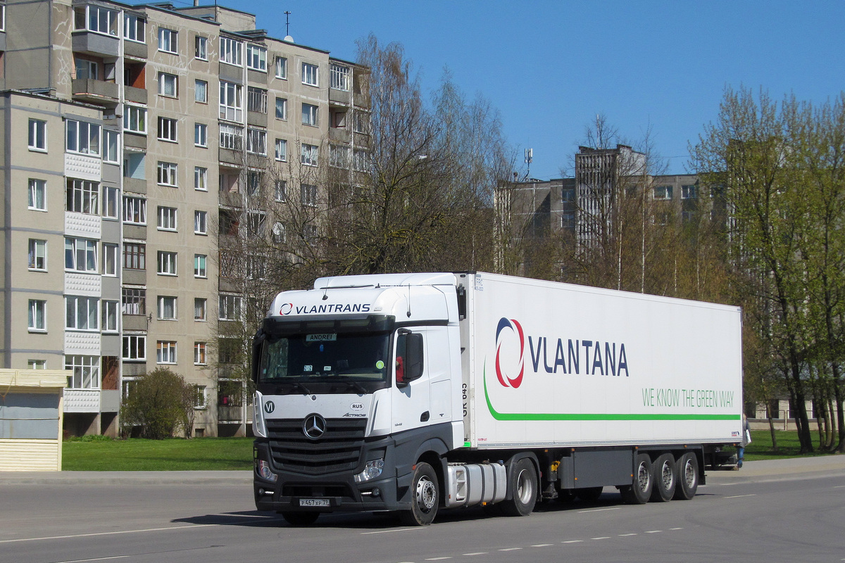 Калининградская область, № Р 467 ХР 39 — Mercedes-Benz Actros ('2011)