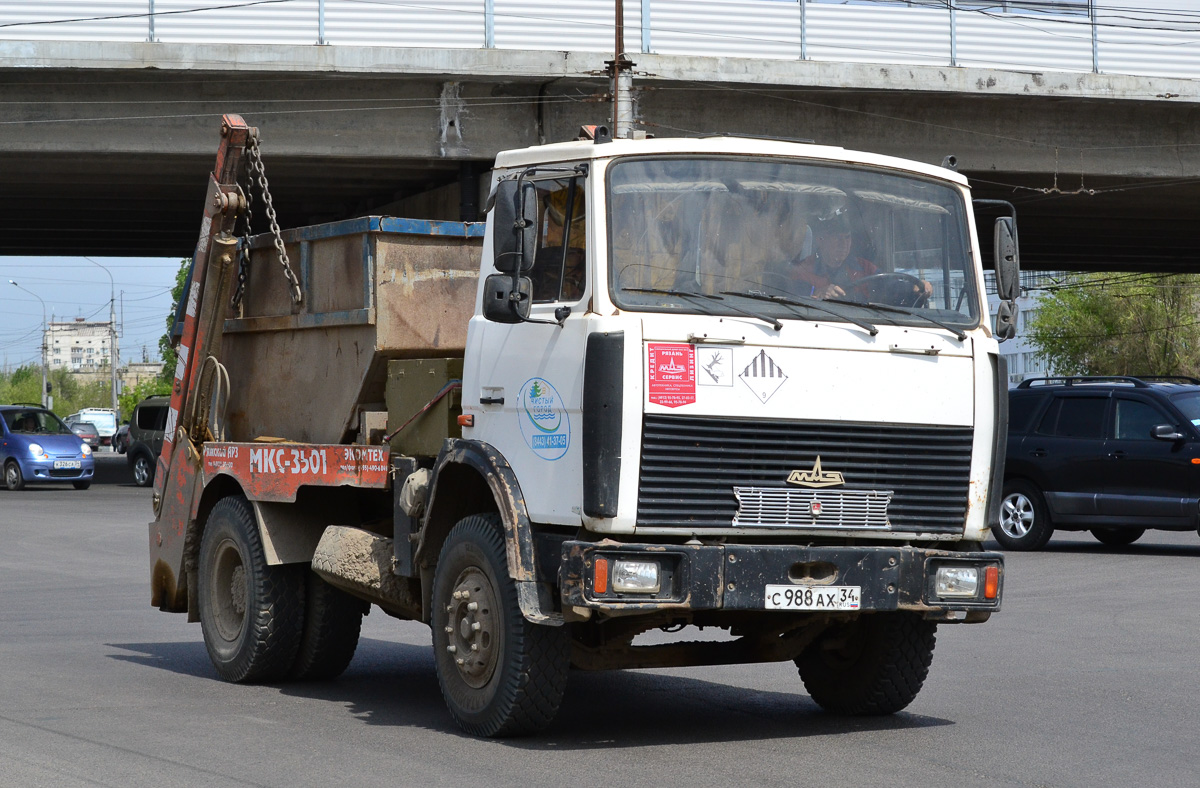 Волгоградская область, № С 988 АХ 34 — МАЗ-5551A2