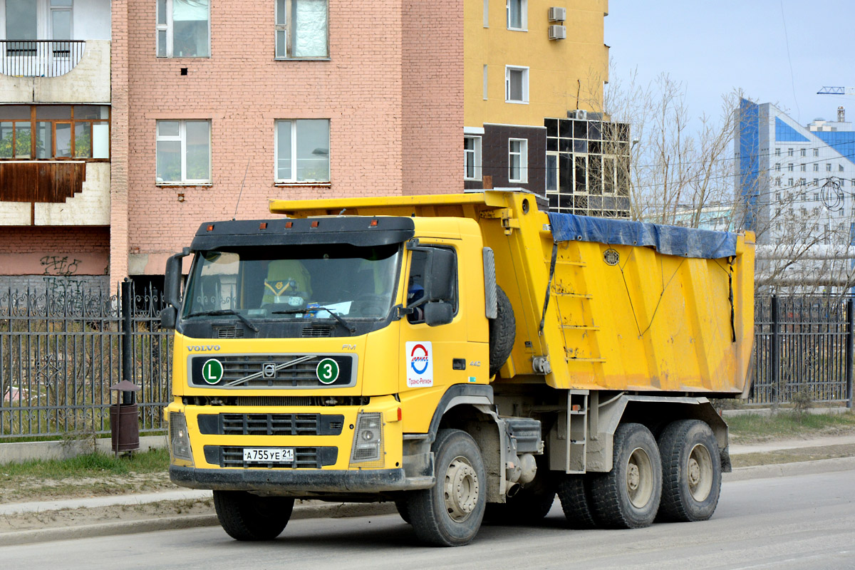 Чувашия, № А 755 УЕ 21 — Volvo ('2002) FM12.440