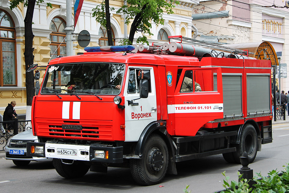 Воронежская область, № Н 634 СХ 36 — КамАЗ-43253-A3