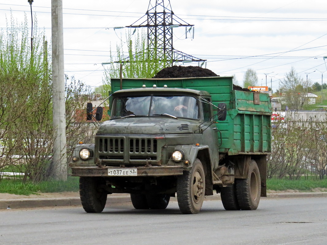 Кировская область, № Т 037 ЕЕ 43 — ЗИЛ-495810