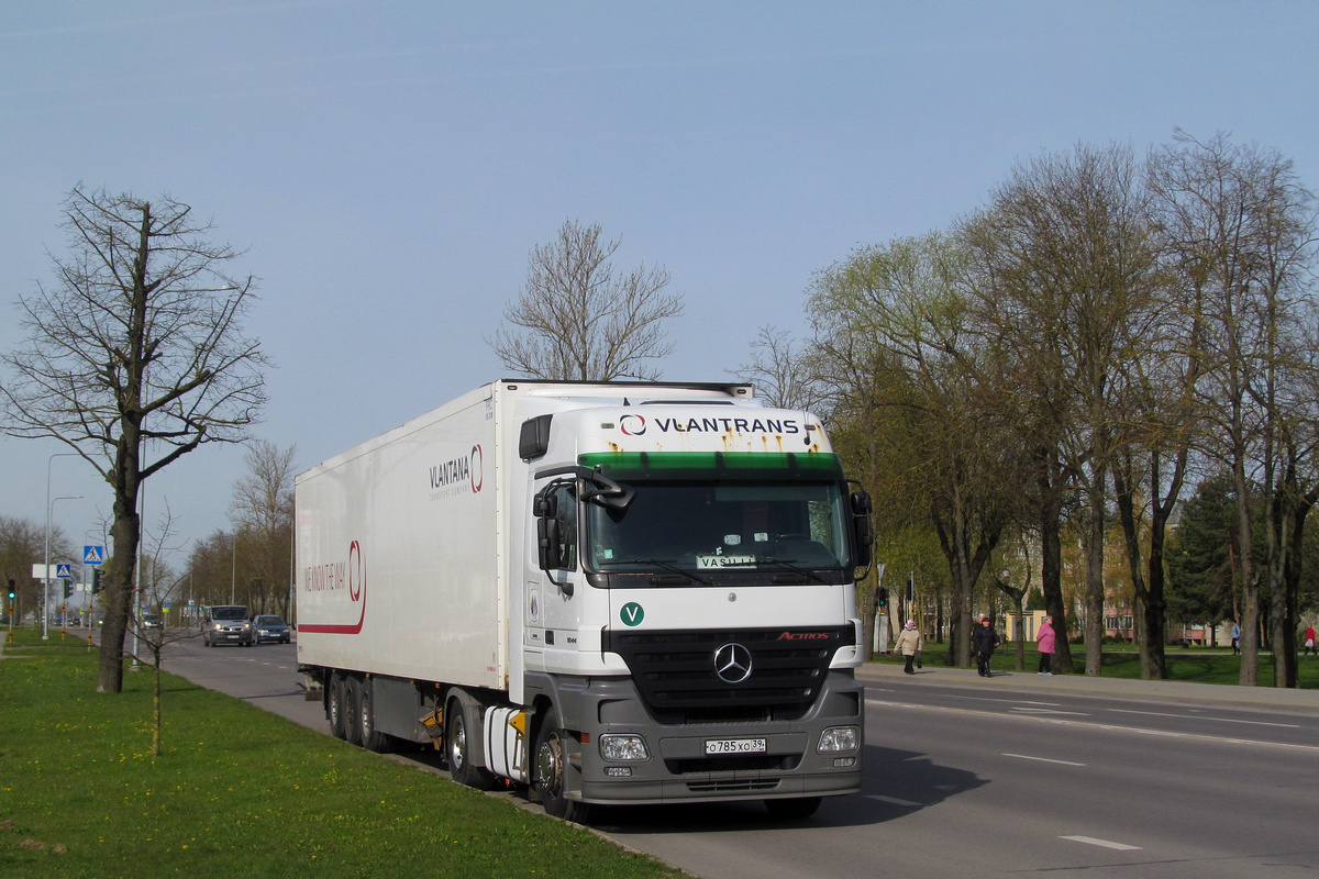 Калининградская область, № О 785 ХО 39 — Mercedes-Benz Actros ('2003) 1844