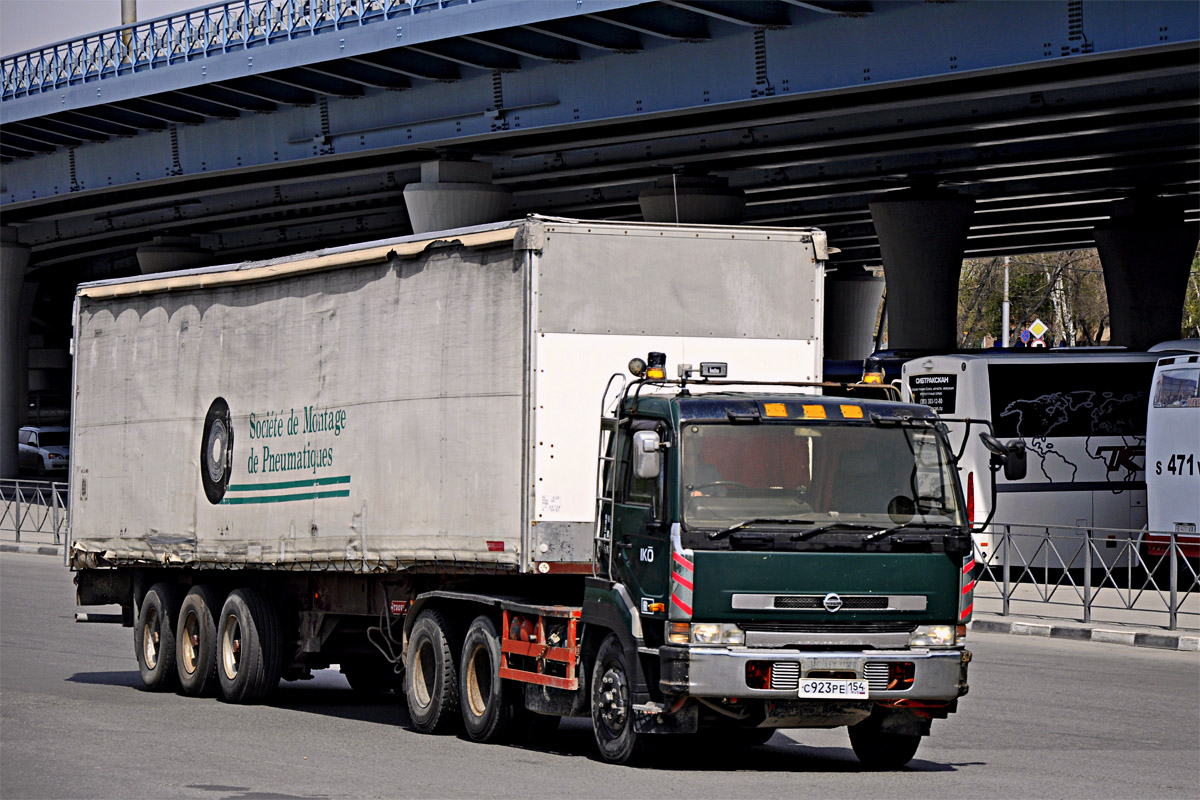 Новосибирская область, № С 923 РЕ 154 — Nissan Diesel (общая модель)