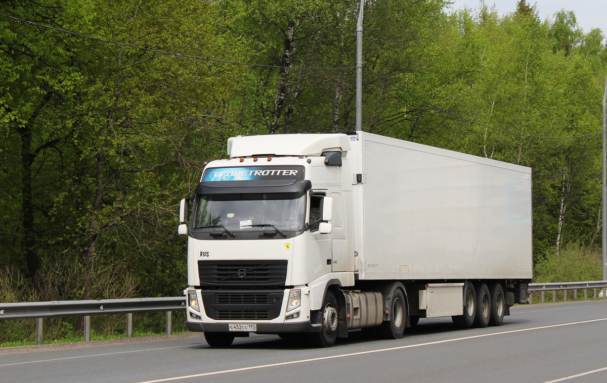 Москва, № С 452 СС 197 — Volvo ('2008) FH.460