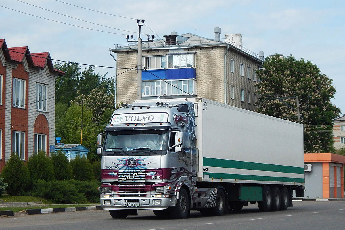 Абхазия, № М 841 РУ — Volvo ('1993) FH-Series