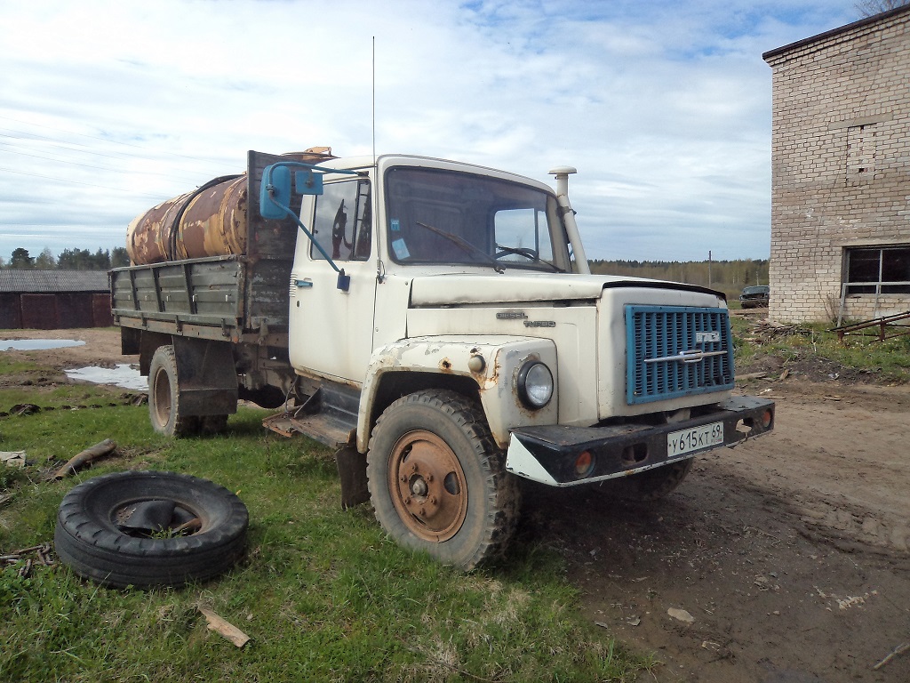 Тверская область, № У 615 КТ 69 — ГАЗ-3309