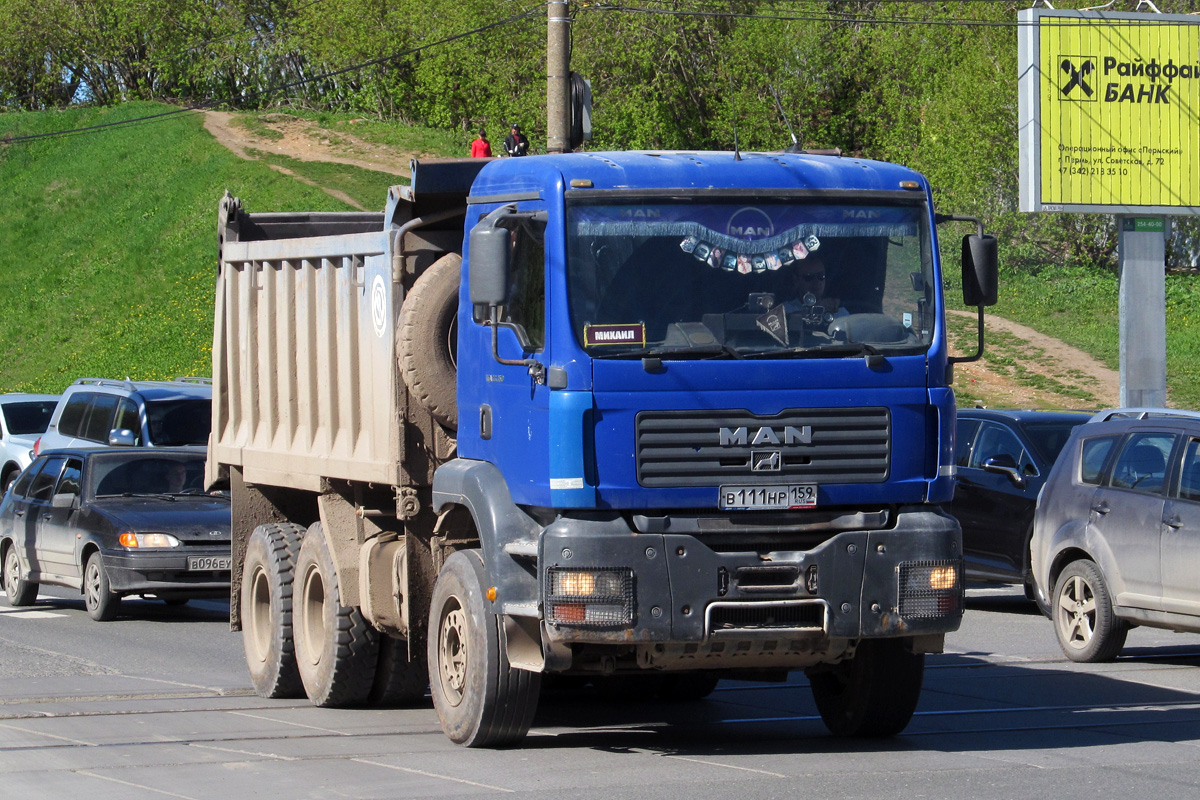 Пермский край, № В 111 НР 159 — MAN TGA 33.350