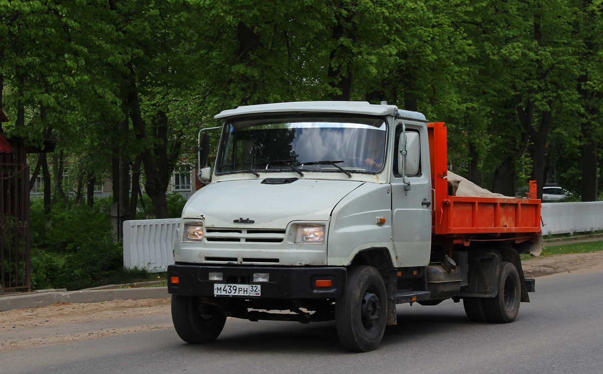 Брянская область, № М 439 РН 32 — ЗИЛ-5301 "Бычок" (общая модель