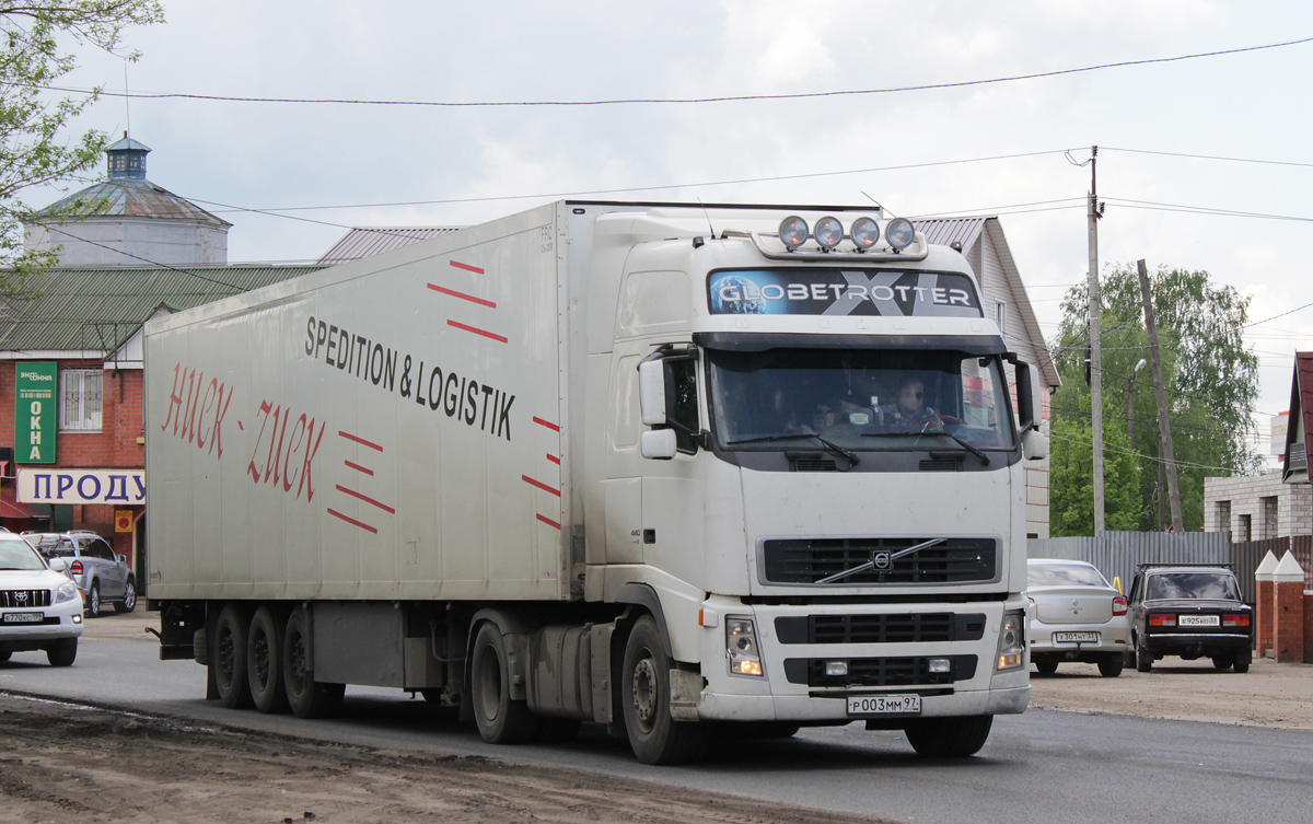 Москва, № Р 003 ММ 97 — Volvo ('2002) FH12.440