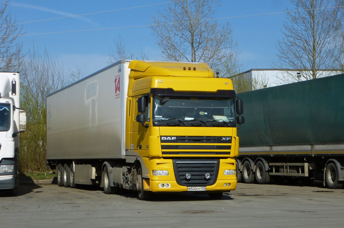 Москва, № А 500 ОТ 197 — DAF XF105 FT