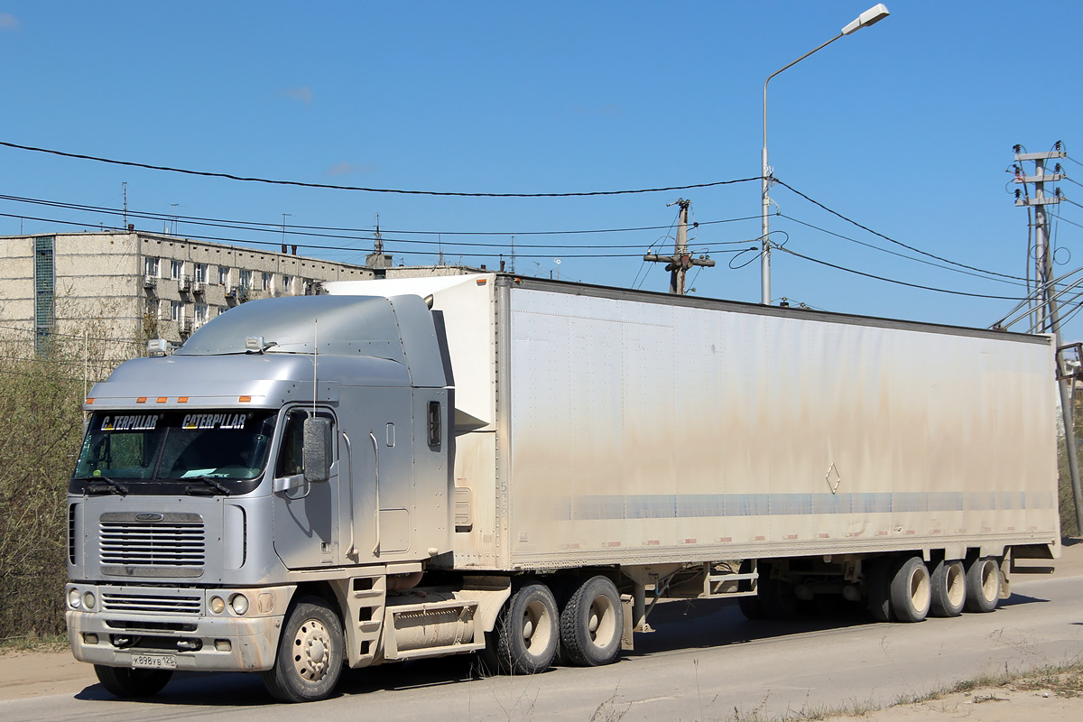 Приморский край, № К 898 УВ 125 — Freightliner Argosy