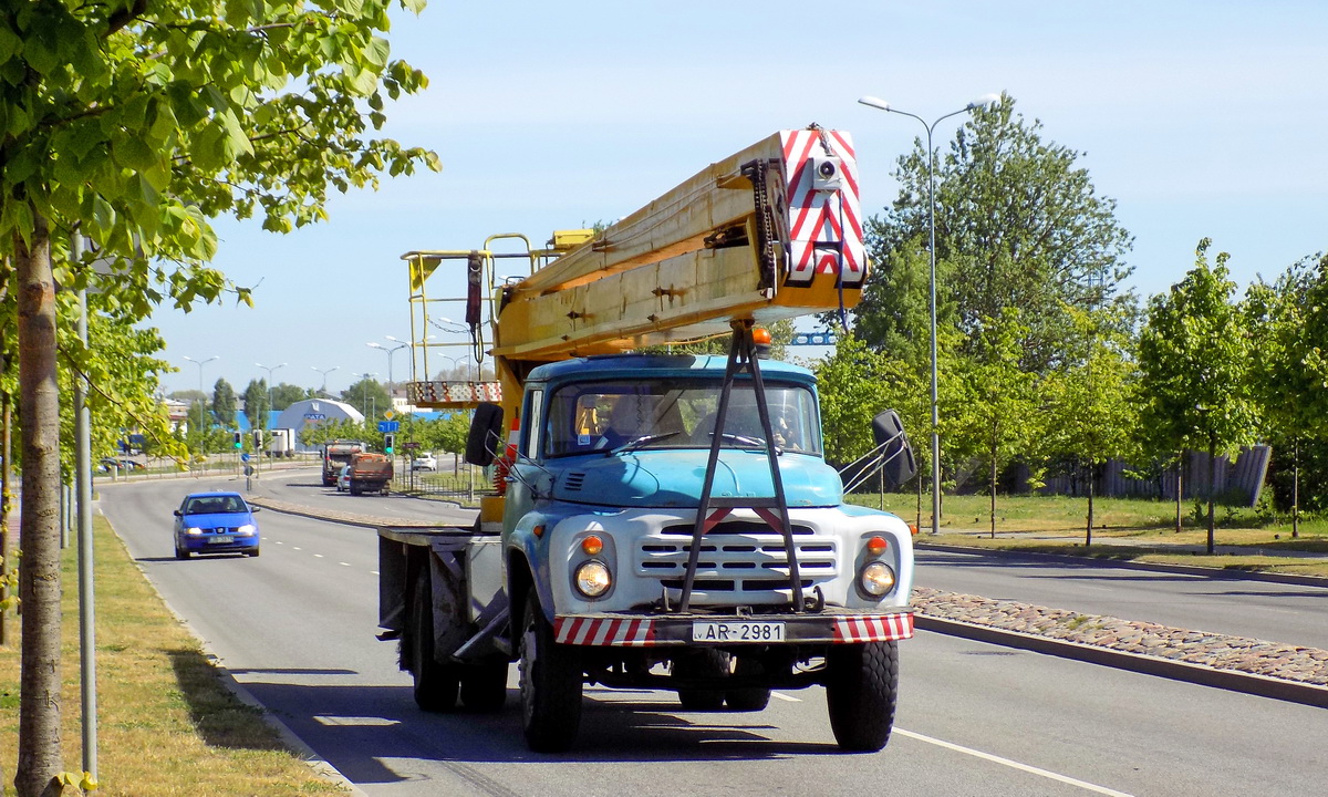 Латвия, № AR-2981 — ЗИЛ-130