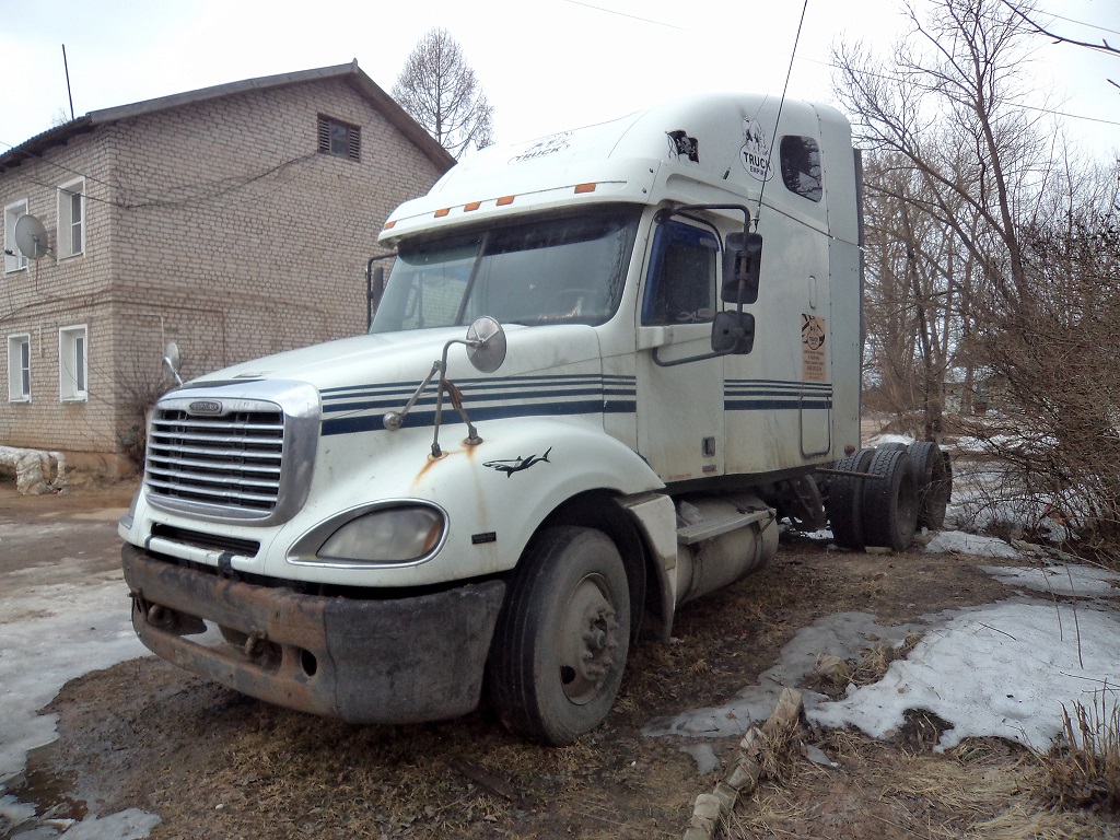 Тверская область, № (69) Б/Н 0039 — Freightliner Columbia