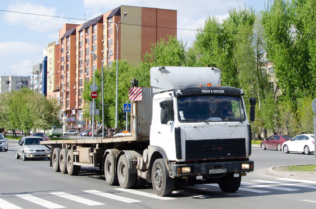 Тюменская область, № О 037 РУ 72 — МАЗ-64229