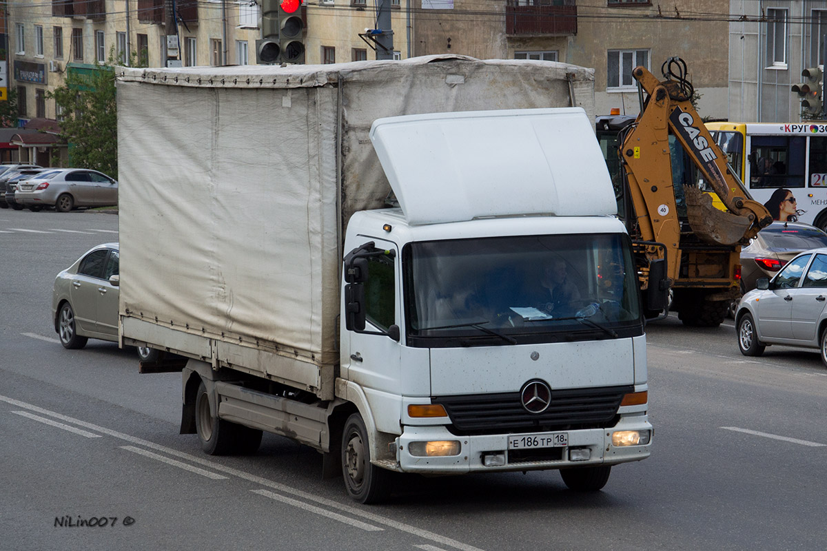 Удмуртия, № Е 186 ТР 18 — Mercedes-Benz Atego 817