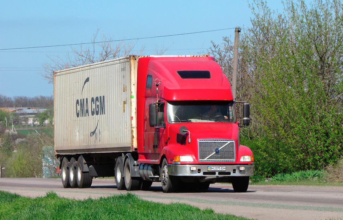 Одесская область, № ВН 2375 ЕН — Volvo VNL660