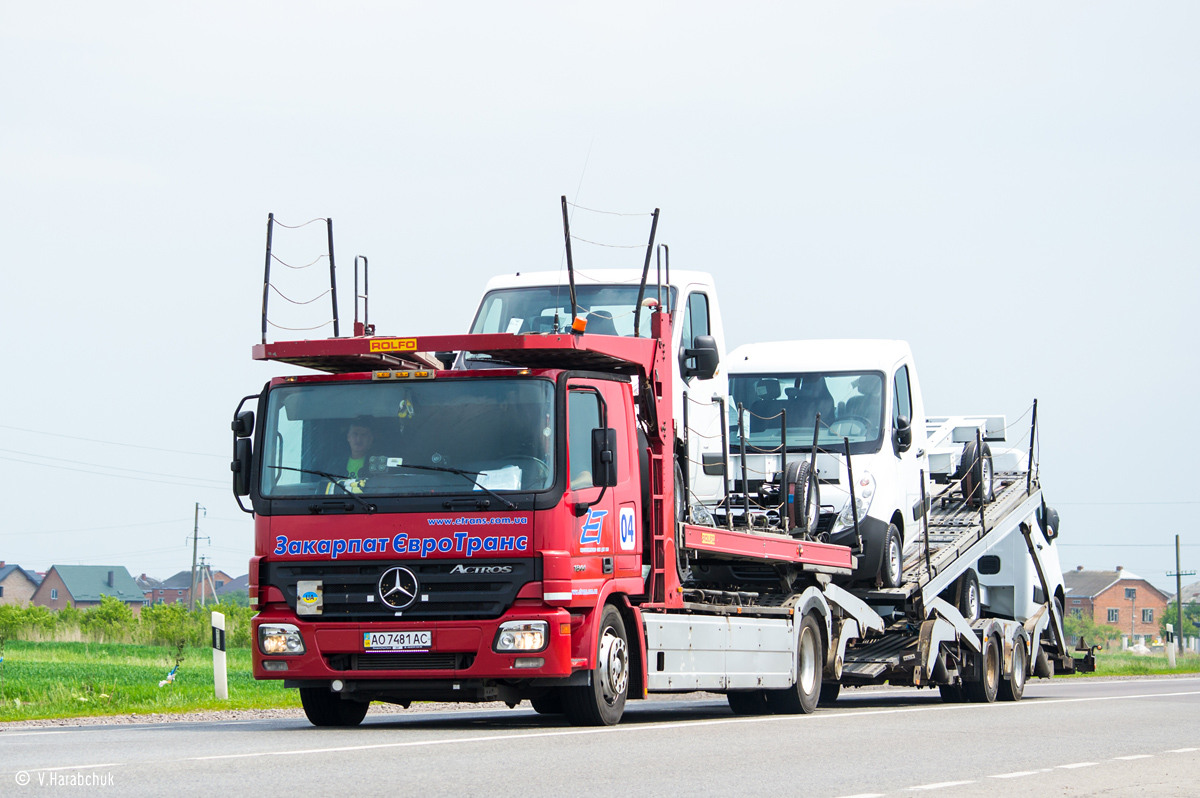 Закарпатская область, № 04 — Mercedes-Benz Actros ('2003) 1844