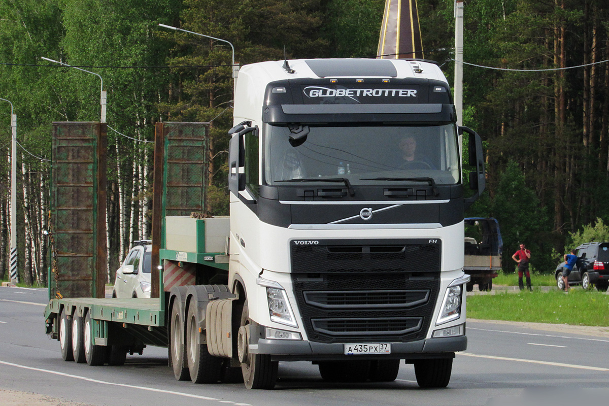 Ивановская область, № А 435 РХ 37 — Volvo ('2012) FH.420