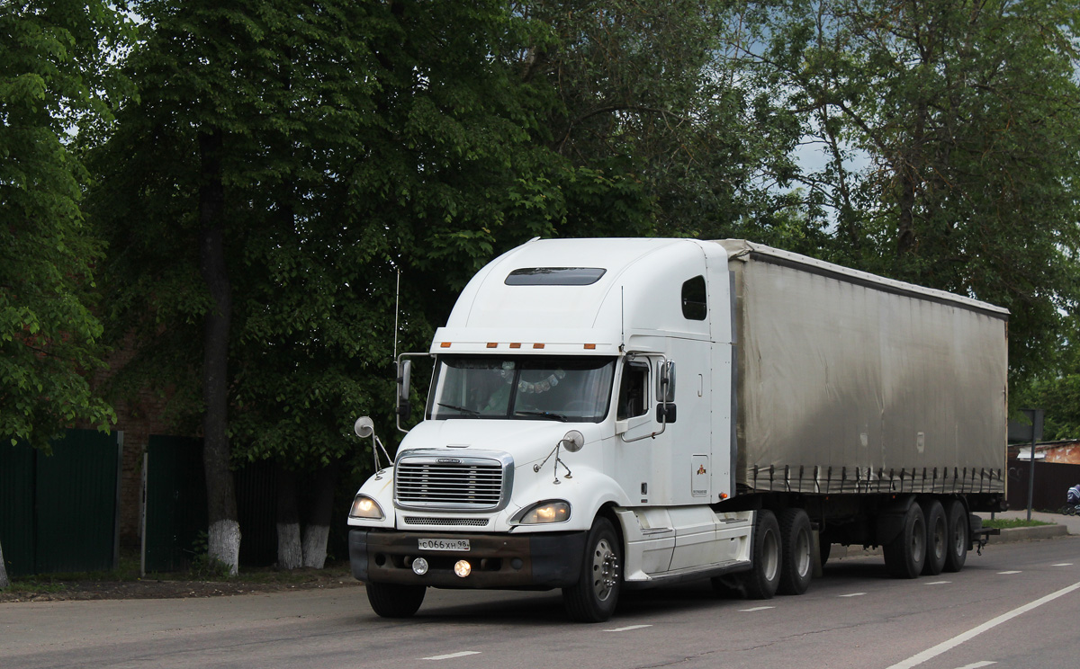 Санкт-Петербург, № С 066 ХН 98 — Freightliner Columbia