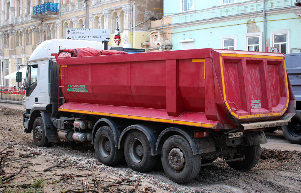 Одесская область, № ВН 7468 НЕ — IVECO Trakker ('2004)