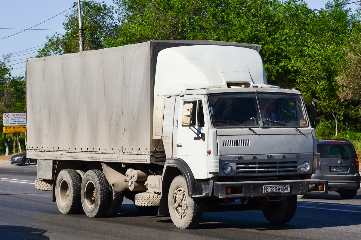 Волгоградская область, № В 525 ВА 34 — КамАЗ-53212