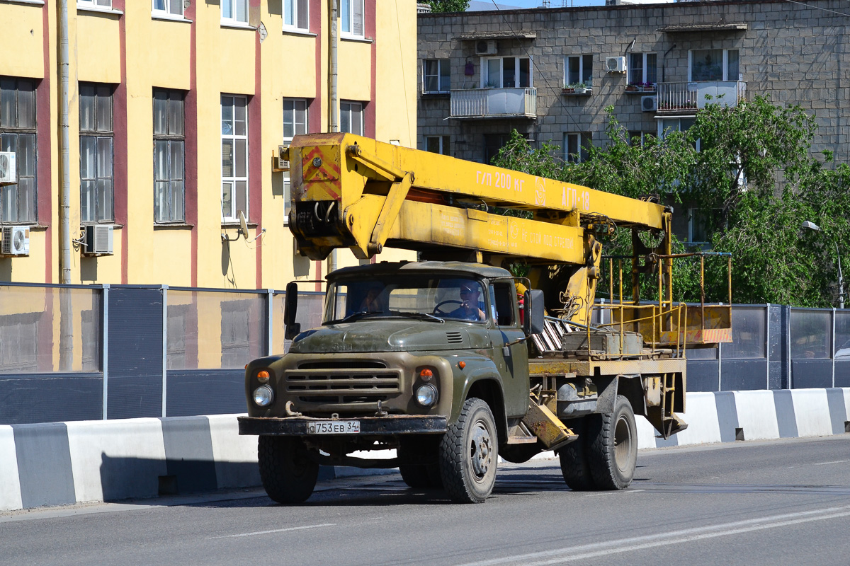 Волгоградская область, № С 753 ЕВ 34 — ЗИЛ-431412