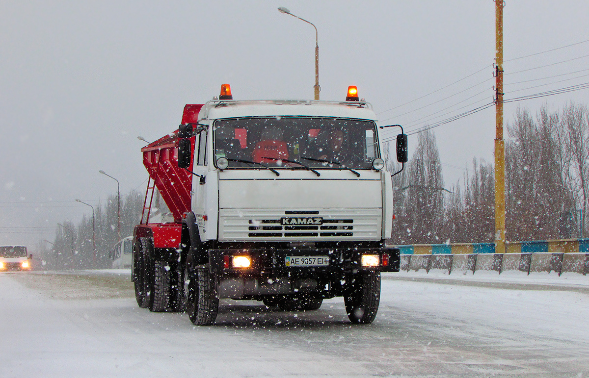 Днепропетровская область, № АЕ 9857 ЕН — КамАЗ-53229 (общая модель)